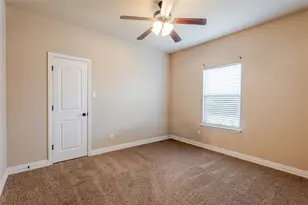 110 Bolivar Dr, Weatherford, TX 76085 - Photo 16