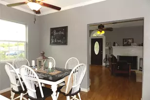 410 S Mill St, Bowie, TX 76230 - Photo 6