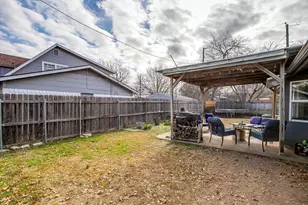 301 Lena Ln, Burleson, TX 76028 - Photo 36