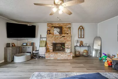301 Lena Lane, Burleson, TX 76028 - Photo 20