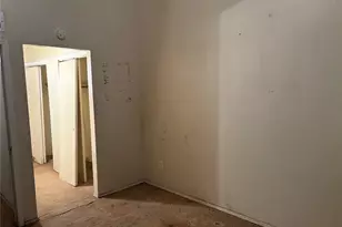 10339 Limestone Dr, Dallas, TX 75217 - Photo 4