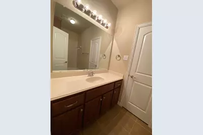 255 Sherburne Street, Lewisville, TX 75067 - Photo 20