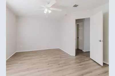 4901 Thorn Hollow Drive, Fort Worth, TX 76244 - Photo 14