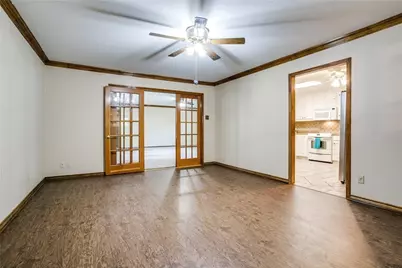 516 Clover Lane, Garland, TX 75043 - Photo 4