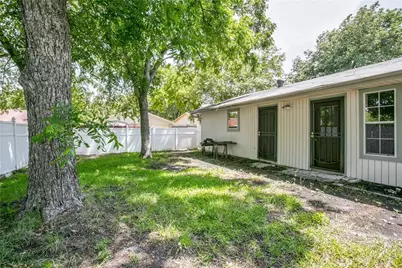 516 Clover Lane, Garland, TX 75043 - Photo 16