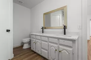 1503 Bellflower Dr, Carrollton, TX 75007 - Photo 20