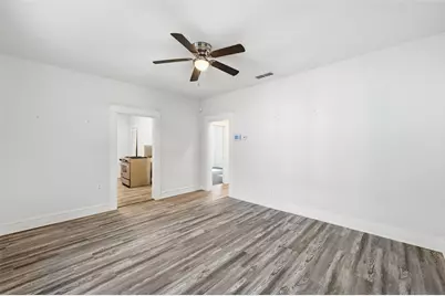 526 S Clinton Avenue, Dallas, TX 75208 - Photo 16