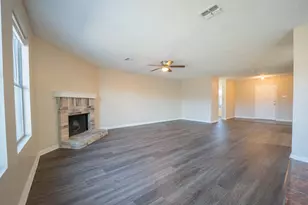 1265 Highview Dr, Cedar Hill, TX 75104 - Photo 4