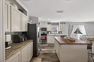 3605 Mockingbird Cir, Cleburne, TX 76031 - Photo 14