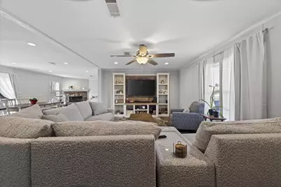 3605 Mockingbird Circle, Cleburne, TX 76031 - Photo 10