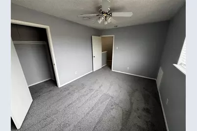 2414 W Northgate Drive, Irving, TX 75062 - Photo 12