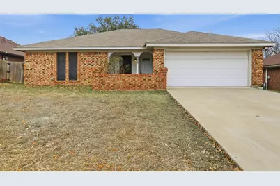 820 Nicole Drive, Burleson, TX 76028 - Photo 1