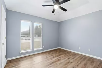 820 Nicole Drive, Burleson, TX 76028 - Photo 12