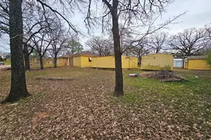 5955 Pecan Cir, Alvarado, TX 76009 - Photo 8