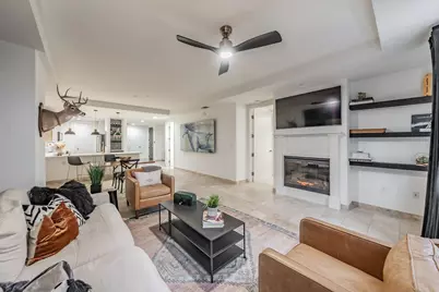 1505 Elm Street #404, Dallas, TX 75201 - Photo 1