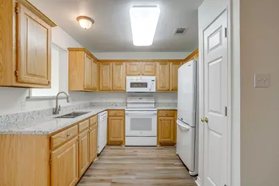 1451 Lakeside Trail, Whitney, TX 76692 - Photo 26