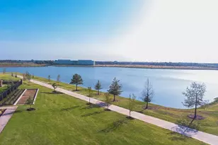 12994 Averi Ln, Farmers Branch, TX 75324 - Photo 8