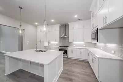 12994 Averi Lane, Farmers Branch, TX 75324 - Photo 2