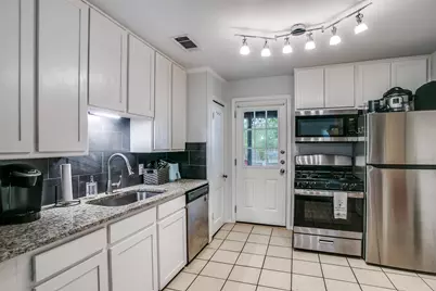 3244 Sandage Avenue, Fort Worth, TX 76109 - Photo 10