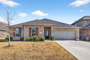 717 Lake Cove Dr, Little Elm, TX 75068 - Photo 2