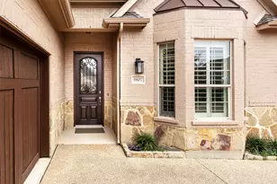 5807 Mira Lago Ln, Arlington, TX 76017 - Photo 2