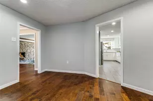 201 Hillview Dr, Hurst, TX 76054 - Photo 18