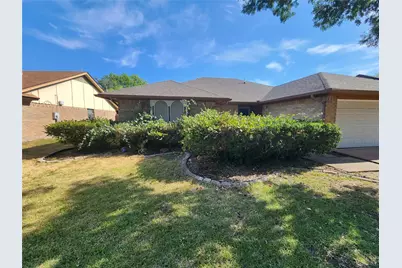 2442 Hallmark Street, Grand Prairie, TX 75052 - Photo 32