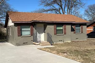 1321 Woodcrest Dr, Mesquite, TX 75149 - Photo 2