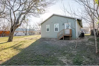 1302 NW 3rd Avenue, Mineral Wells, TX 76067 - Photo 20