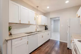 1302 NW 3rd Ave, Mineral Wells, TX 76067 - Photo 1