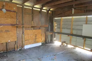 801 W Pierce St, Clarksville, TX 75426 - Photo 8