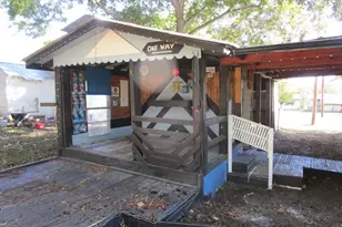 801 W Pierce St, Clarksville, TX 75426 - Photo 10