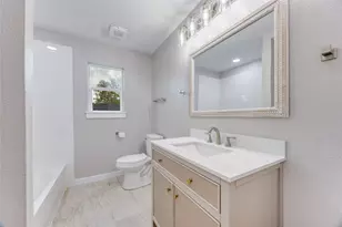 1402 N Ricketts St, Sherman, TX 75092 - Photo 18