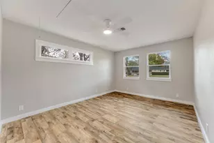 1402 N Ricketts St, Sherman, TX 75092 - Photo 14