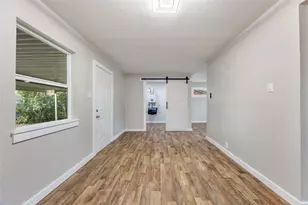 1402 N Ricketts St, Sherman, TX 75092 - Photo 12