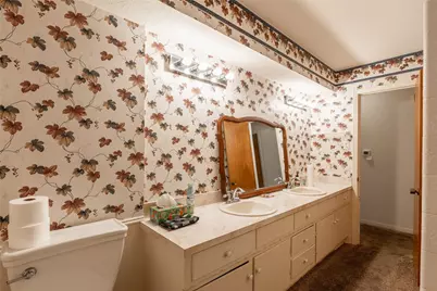 3938 Roanoke Drive, Garland, TX 75041 - Photo 10