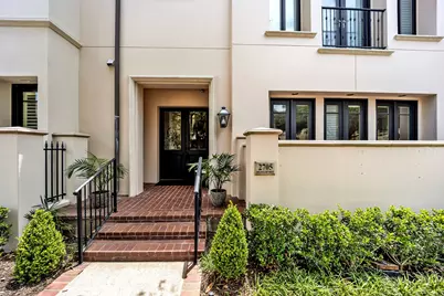 2705 Museum Way, Fort Worth, TX 76107 - Photo 2