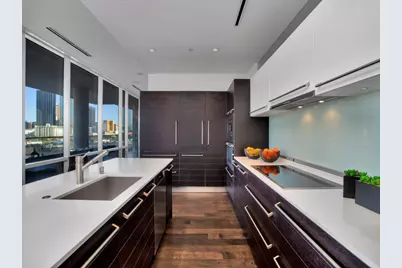 2408 Victory Park Lane #737, Dallas, TX 75219 - Photo 8