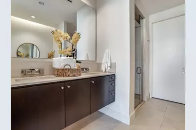 2408 Victory Park Lane #737, Dallas, TX 75219 - Photo 14