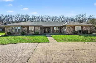 2210 Highlake Dr, Weatherford, TX 76087 - Photo 1