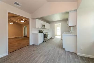 3013 Roundrock Trail, Plano, TX 75075 - Photo 10