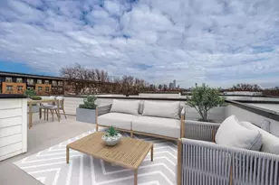 929 Bayonne St, Dallas, TX 75212 - Photo 1