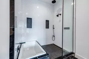 929 Bayonne St, Dallas, TX 75212 - Photo 12