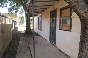 402 N 3rd St, Crowell, TX 79227 - Photo 6