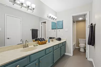 2535 Wedglea Drive #224, Dallas, TX 75211 - Photo 18