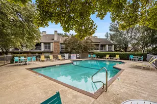 2535 Wedglea Dr, Dallas, TX 75211 - Photo 24