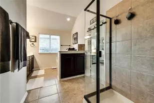 629 Hummingbird Dr, Little Elm, TX 75068 - Photo 14