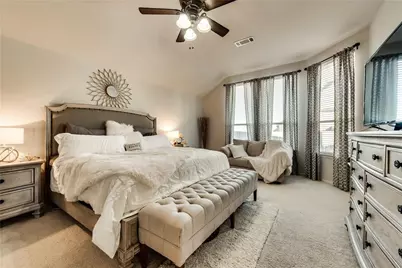 629 Hummingbird Drive, Little Elm, TX 75068 - Photo 10