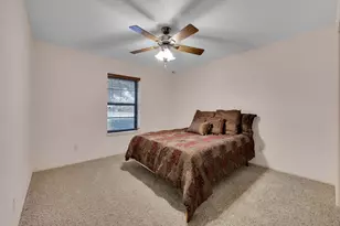 100 Delmore Dr, Hillsboro, TX 76645 - Photo 18