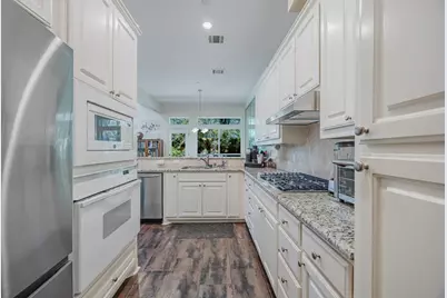 14572 Berklee Drive, Addison, TX 75001 - Photo 10